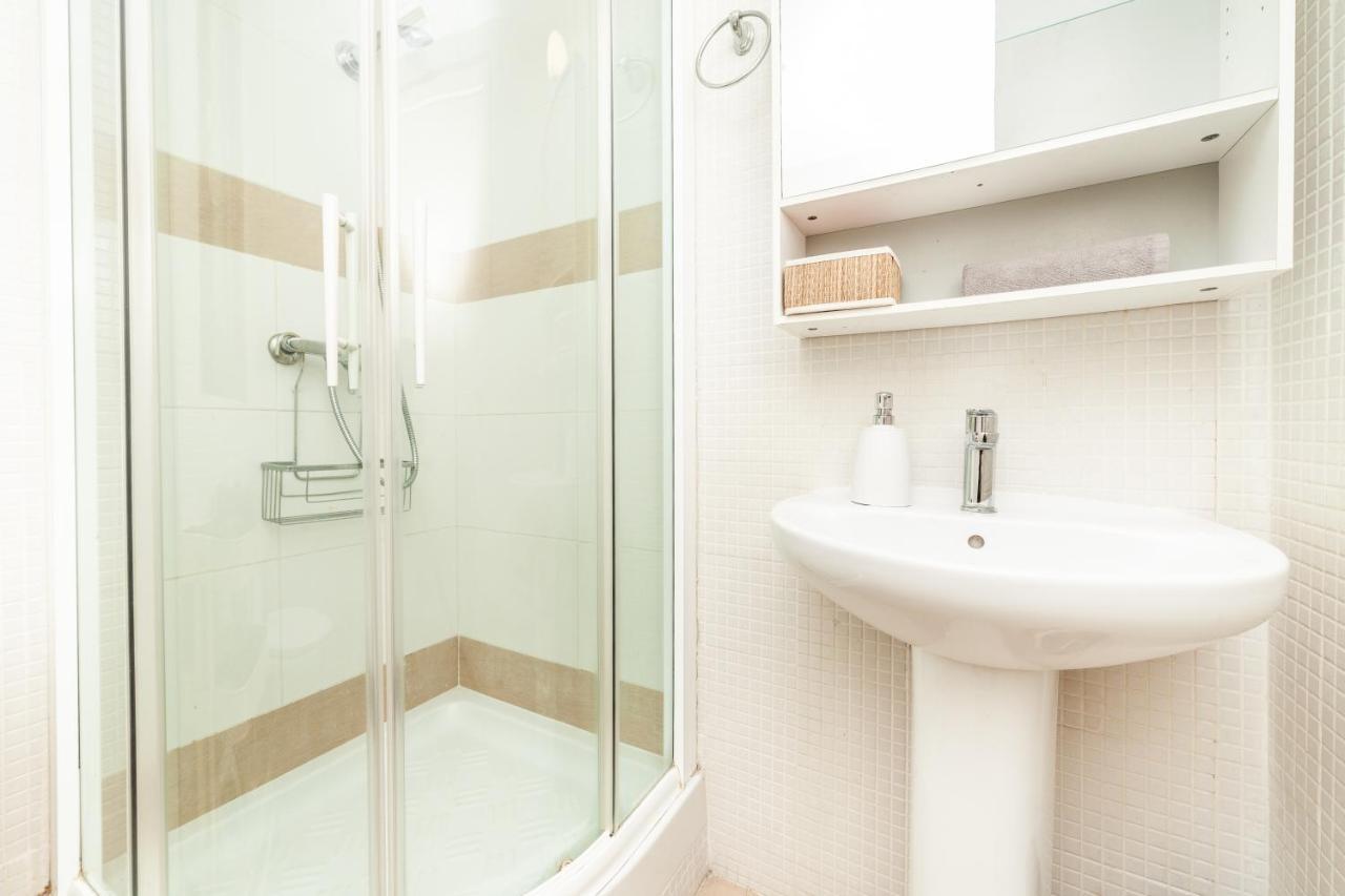 Apartamentos Gran Via 732 Barcellona Esterno foto