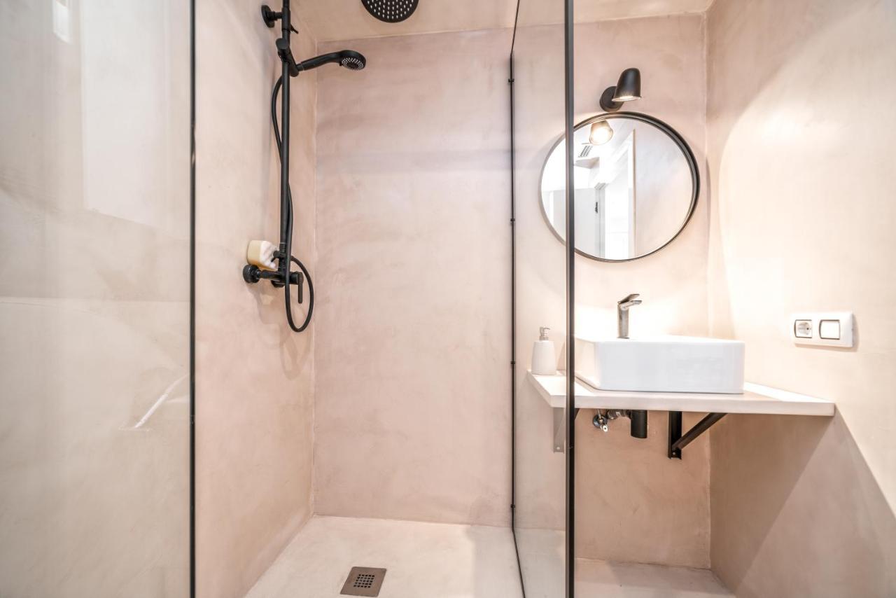 Apartamentos Gran Via 732 Barcellona Esterno foto
