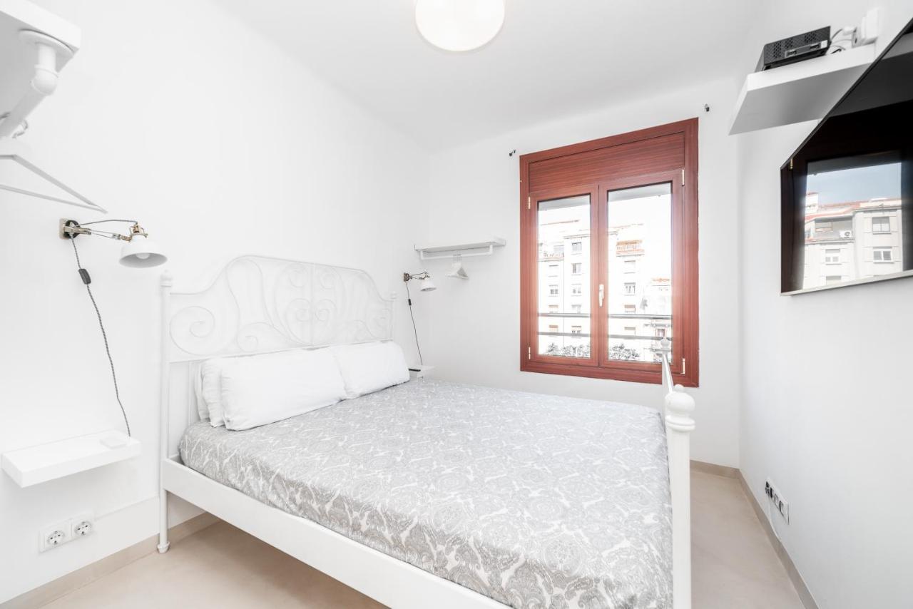 Apartamentos Gran Via 732 Barcellona Esterno foto