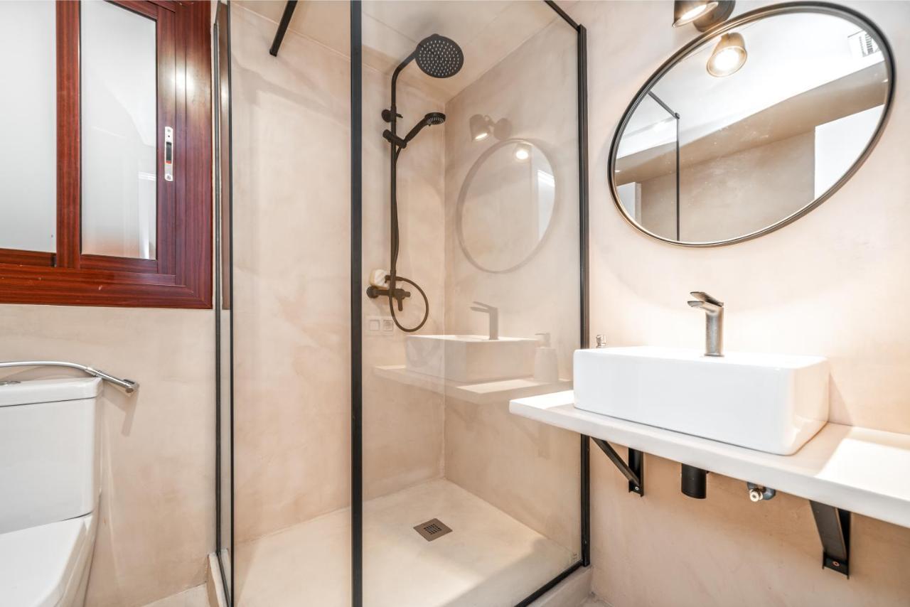 Apartamentos Gran Via 732 Barcellona Esterno foto